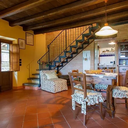 Lovely In Buggiano With Kitchen Tatil Evi *